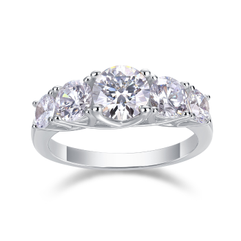 Luminous Oval Halo Moissanite Ring - GLIMZI LOOP
